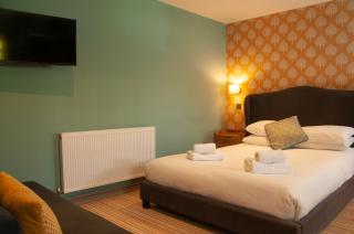 The Cowdray Arms - 2