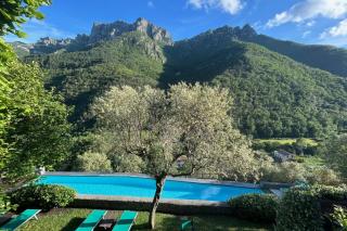 1 Bed Cottage Sleeps 4 Private Garden - Pool - 4