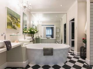 Nicol Street Heritage Cottages - 2