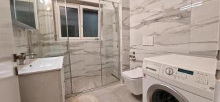 Lugano LakeView Apartment with Self Check-in & Private Parking on Request - 3