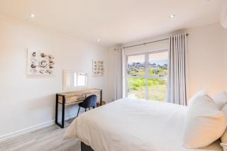 Oceanview Luxe Estate - 1