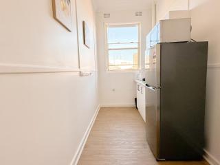 CBD Studio - Sleeps 4 - Rooftop Courtyard - Views - 6