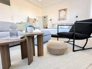 CBD Studio - Sleeps 4 - Rooftop Courtyard - Views - 1