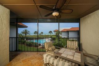 Breathtaking beach views await from this 2BR 2nd floor condo on Longboat Key The Beach Fact Oar - 4