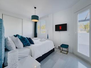 Ivy Residence 4 Nueva Andalucia Pool - 1