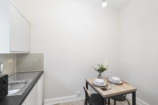 GF Flat Next Canary Wharf and fast Central access - 4