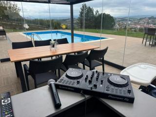 Luxury Villa Rafaela-private pool, BBQ & Games Ιδανικη για παρεες - 3