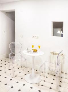 Cozy APT WiFi 4 PAX 15 min Puerta del Sol - 1