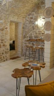 Laura stone room - 0