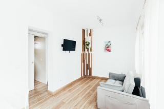 Orquideas Ground Floor with AC and Wifi - 9