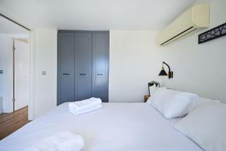 Eclectic Duplex with Large Balcony by HolyGuest - 5