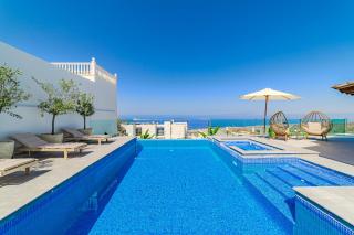Casa Roque del Mar with private heated pool, jacuzzi and amazing sea views - 1