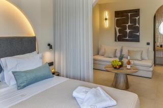 Karteris Luxury Suites - 6