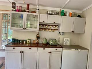 Victorian style cottage in Nyanga - 2096 - 8
