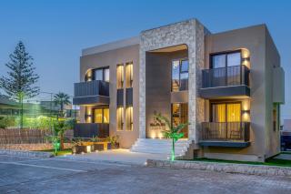 Karteris Luxury Suites - 0