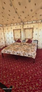 White Thar Camp - 1
