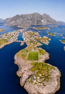 Seafront apartment Henningsvær - 5