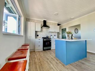 Oystercatcher House - 3