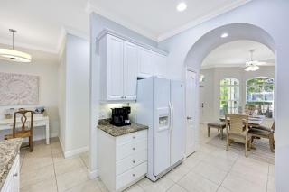 Relax at Dolphin Dreams Private Pool, 3BR/2BA Naples Park Retreat - 1