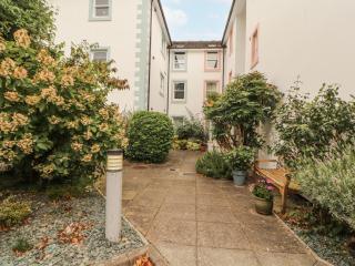 Flat 17 Greta Grove - 9