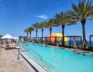 Beautiful Beach front condo with Top Amenities - 7