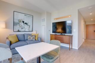 Sojourn Rosslyn Gym Pool Rooftop & Free Parking - 8