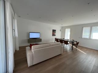 Villa Gardenia - lake view & private pool - 4