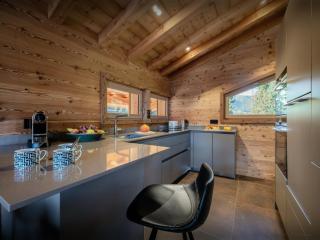 Chalet Ellambra - OVO Network - 7