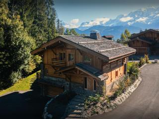 Chalet Ellambra - OVO Network - 2