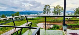 บ้านไร่ระเบียงฟ้า น้ำหนาว แคมป์ปิ้ง - 8