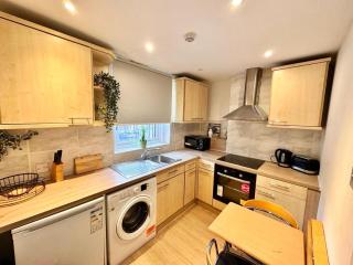 Marylebone Beautiful Family Apartment - 2