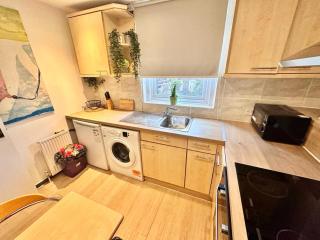 Marylebone Beautiful Family Apartment - 3