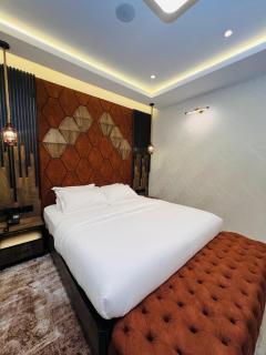 The Westbury Inn - 9