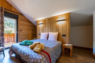 Chalet moderne et cosy en bois, sauna, terrasse et vue montagne - 7