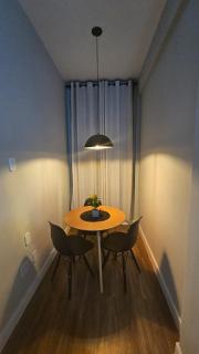 Apartamento espaçoso e arejado, em frente ao metrô da Glória - 8