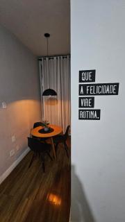 Apartamento espaçoso e arejado, em frente ao metrô da Glória - 2