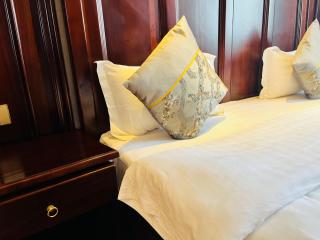 Sunbelt Hotels and Suites International - 5