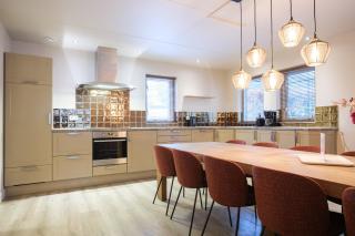 Familiehuis Rheeze met Jacuzzi - 1