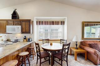 Lantern Bay Retreat - 5