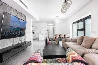 O&O Group - Luxury 4BR Tower w Panoramic Sea View - 5