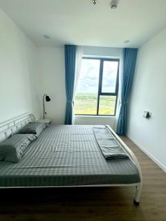 Phòng ngủ riêng trong căn hộ hiện đại Thủ Đức - 4