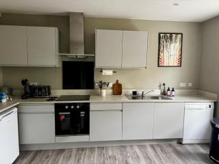 Penthouse Parade Apartment, Sleeps 6 - Harrogate - 2