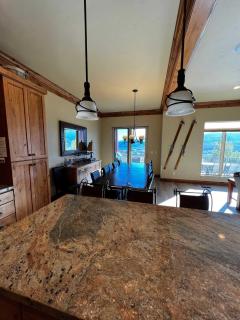 7 Bdr 5 ba Amazing View Amenities Fido can join - 2