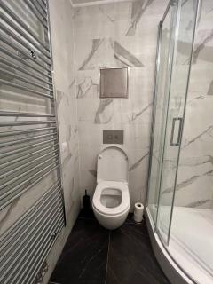 Urban Nest On Tyrsova 7 - Near IP Pavlova Metro - 7