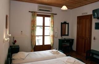 Siroco's Rooms And Studios - 2