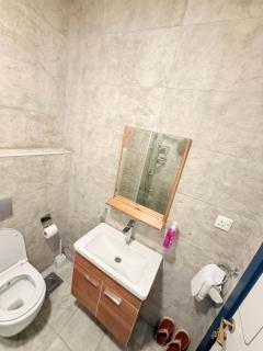 Queen home stay BNB - 9