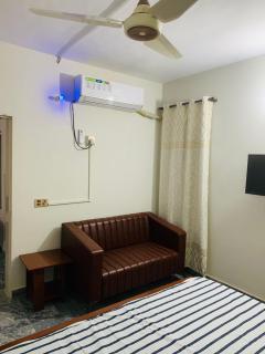 Khan Guest House - 3