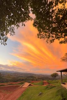 Sítio no alto das montanhas, vista 360 e Bikepark - 3