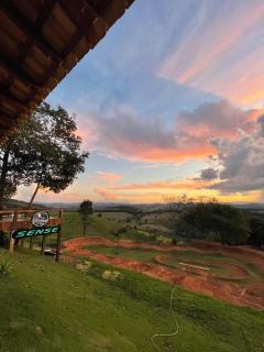 Sítio no alto das montanhas, vista 360 e Bikepark - 2