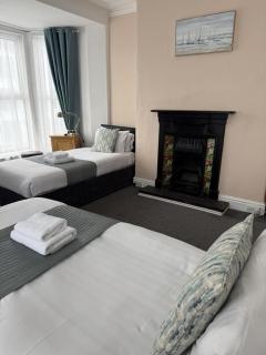 The Victoria Hotel - 2